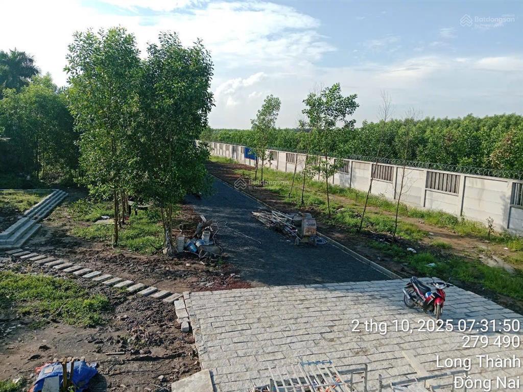 Giảm giá từ 20tỷ xuống 17.9tỷ bán gấp lô đất để đáo hạn bank. vị trí cực vip ngay cổng kcn và tdc