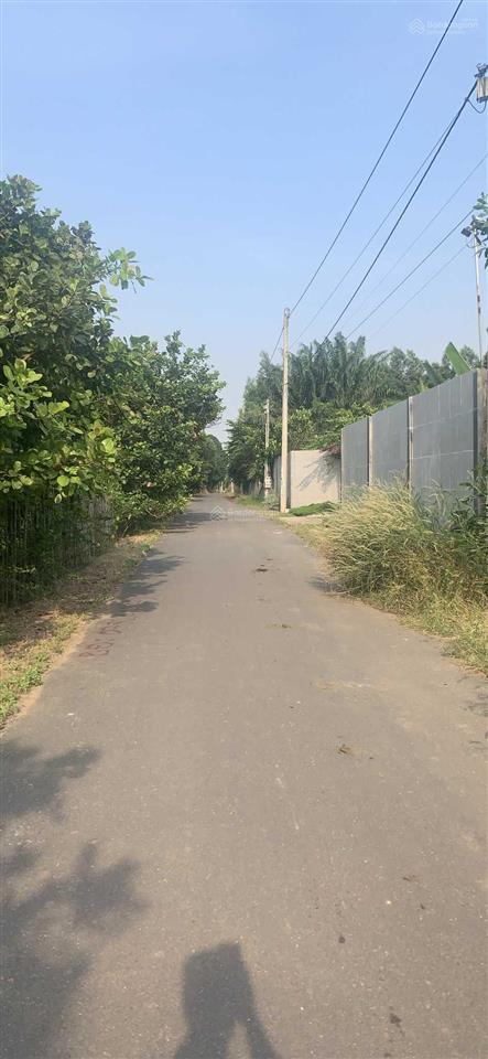 Giảm giá từ 20tỷ xuống 17.9tỷ bán gấp lô đất để đáo hạn bank. vị trí cực vip ngay cổng kcn và tdc