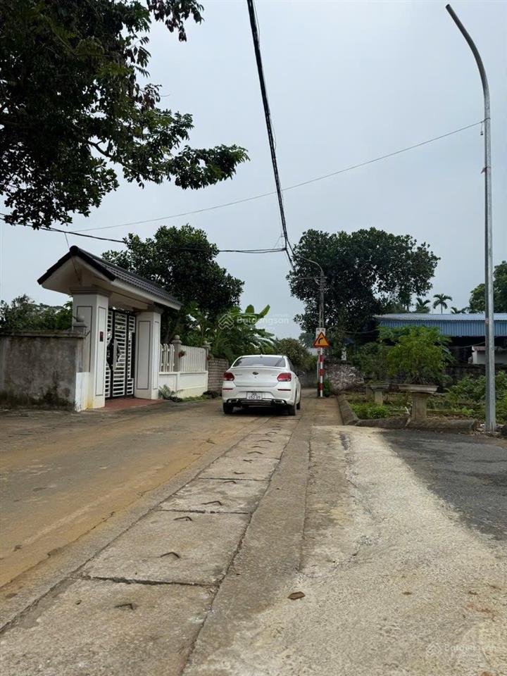 Chính chủ bán 64m kim sơn sơn tây.gần đường tỉnh 416 .đường 2 ô tô tránh nhau