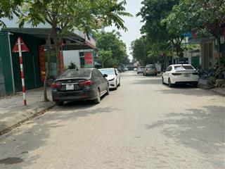 CHỈ 3.2 TỶ ĐẤT full THỔ CƯ PHỐ CHỢ LƯƠNG SƠN, KINH DOANH Hoà Bình