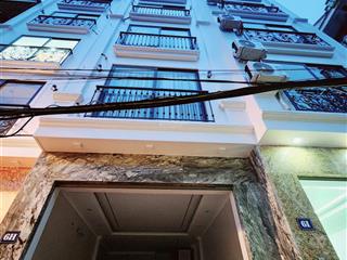 Chỉ có 1 không có 2! nhà phân lô tạ quang bửu 5 tầng cách phố 20m