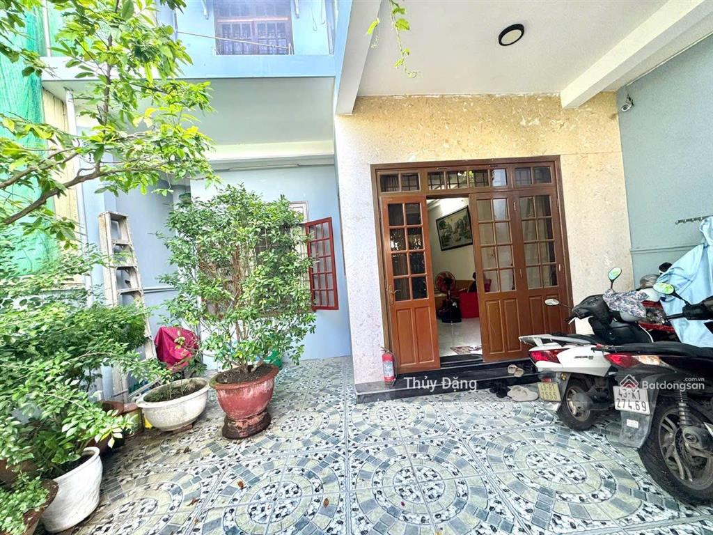 Cần bán nhanh căn nhà 2 tầng đường phạm văn bạch 109m2 ngang 7m gần masterise, skyline  hoà cường