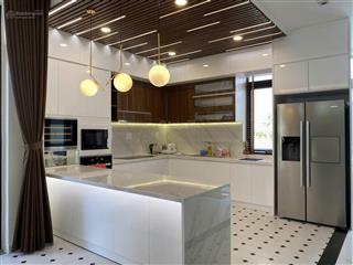 Bán biệt thự lucasta villa, 26,5 tỷ, 175 m2, 4pn + 5wc, hướng bắc