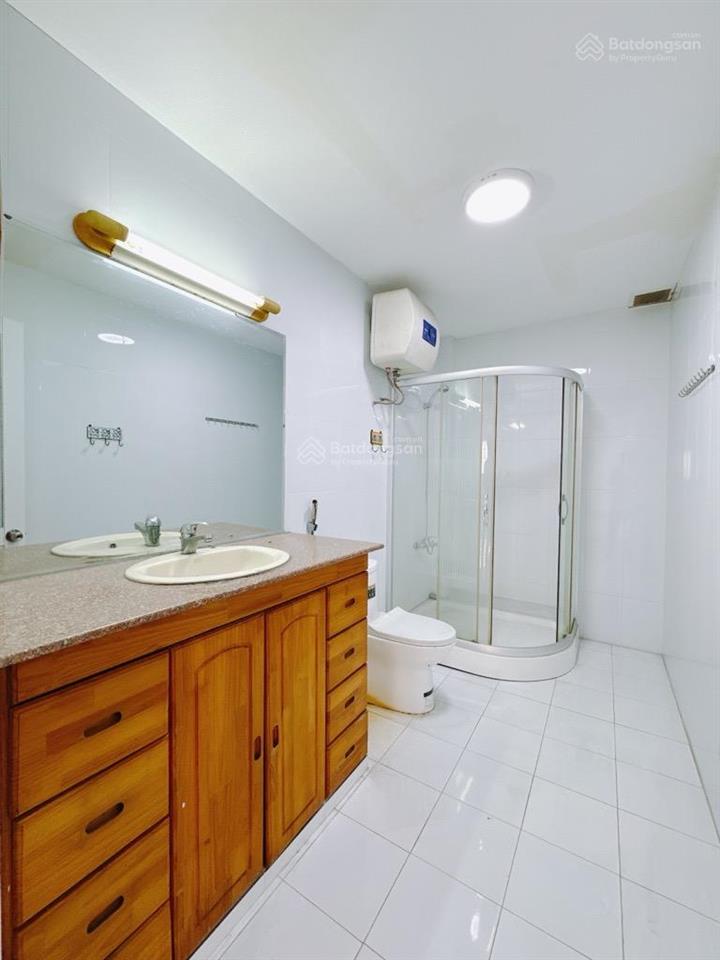 Nhà nguyễn khoái, quận 4. dt 6,5mx23m. 158m2. giá 15 tỷ. hxh, mtkd, gần q1, gold view, galaxy 9