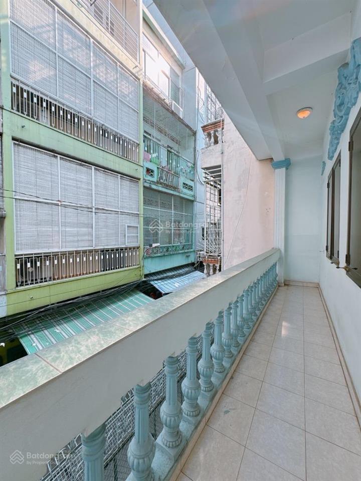 Nhà nguyễn khoái, quận 4. dt 6,5mx23m. 158m2. giá 15 tỷ. hxh, mtkd, gần q1, gold view, galaxy 9