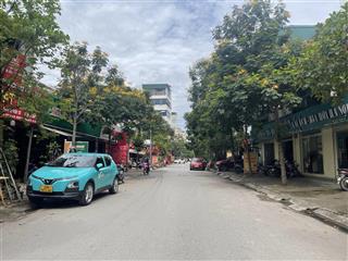 Bán đất kim chung  đông anh | kinh doanh đỉnh cao  vị trí vàng siêu hot . vỉa hè 2 mặt đường.