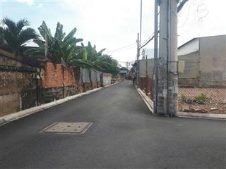 Rẻ nhất q12. nhà hẻm nhựa xe tải thông. ngang gần 8m bề thế. vị trí đẹp gần mt lê văn khương. shr