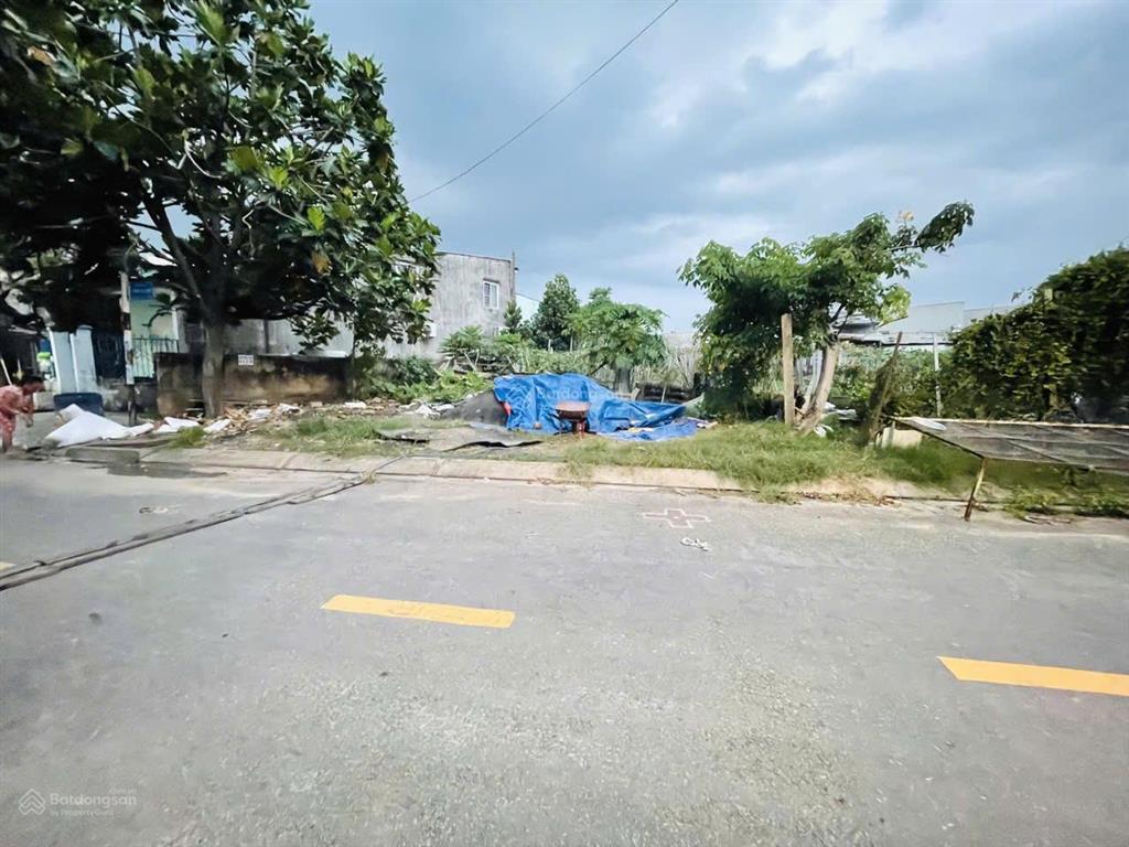 Đất mặt tiền đông thạnh 7  lô góc  vị trí đẹp  thông số chuẩn 12x30m  shr thổ cư