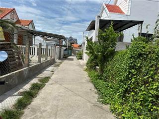 Lô 2 mặt tiền phường ninh thuỷ , ninh hoà , cách biển dốc lết 200m
