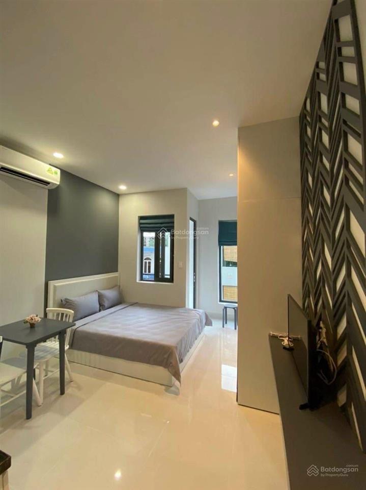 Bán gấp nhà mặt tiền trần quang diệu, q3 góc lê văn sỹ dt 5.5x12m 4 tầng tn 50tr giá chỉ 20.5 tỷ tl