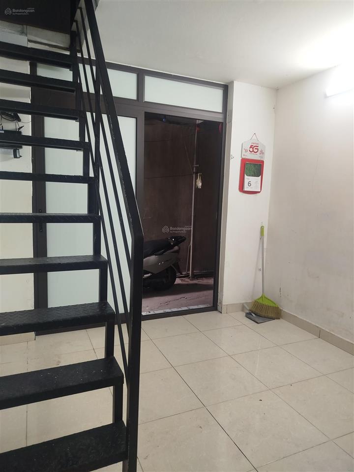 Băn nhà ngõ 975 số 3 bạch đằng, hai bà trưng, hn 14m2 x 2 tầng lô góc ngõ nông gần phố, 1.1 tỷ