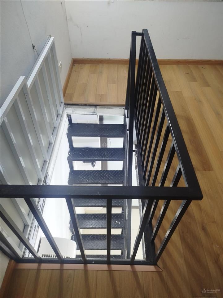 Băn nhà ngõ 975 số 3 bạch đằng, hai bà trưng, hn 14m2 x 2 tầng lô góc ngõ nông gần phố, 1.1 tỷ