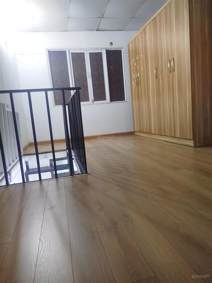 Băn nhà ngõ 975 số 3 bạch đằng, hai bà trưng, hn 14m2 x 2 tầng lô góc ngõ nông gần phố, 1.1 tỷ