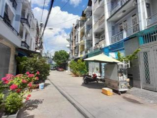 Bán nhà  dt(4x11m)3tầng  3pn  đ8m  gần biển  hòn xện nha trang  chỉ 2,8 tỷ
