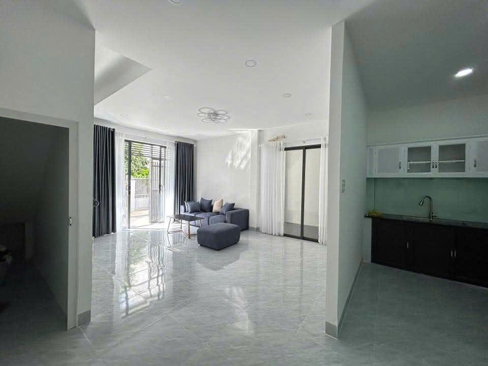 Bán nhà gần biển mới đẹp DT66m2-2T-3PN-ôtô đậu cửa-Vĩnh phước-NT-chỉ 4T3  t