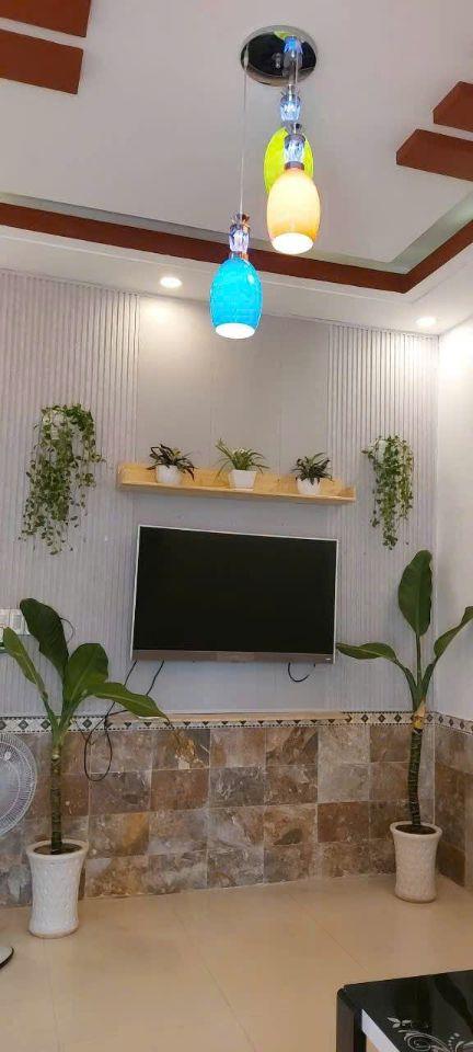 Bán nhà HÒN CHỒNG sát biển DT110m2-2PN-Vĩnh Phước-Nha Trang- chỉ 4ty7 nhà hiếm kiếm 