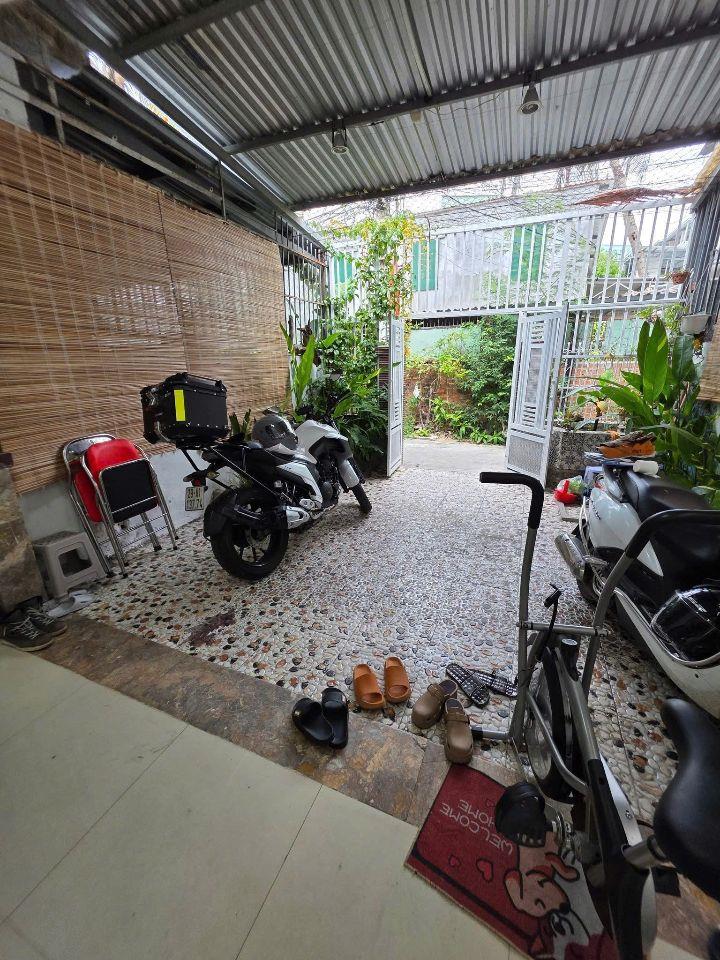 Bán nhà HÒN CHỒNG sát biển DT110m2-2PN-Vĩnh Phước-Nha Trang- chỉ 4ty7 nhà hiếm kiếm 