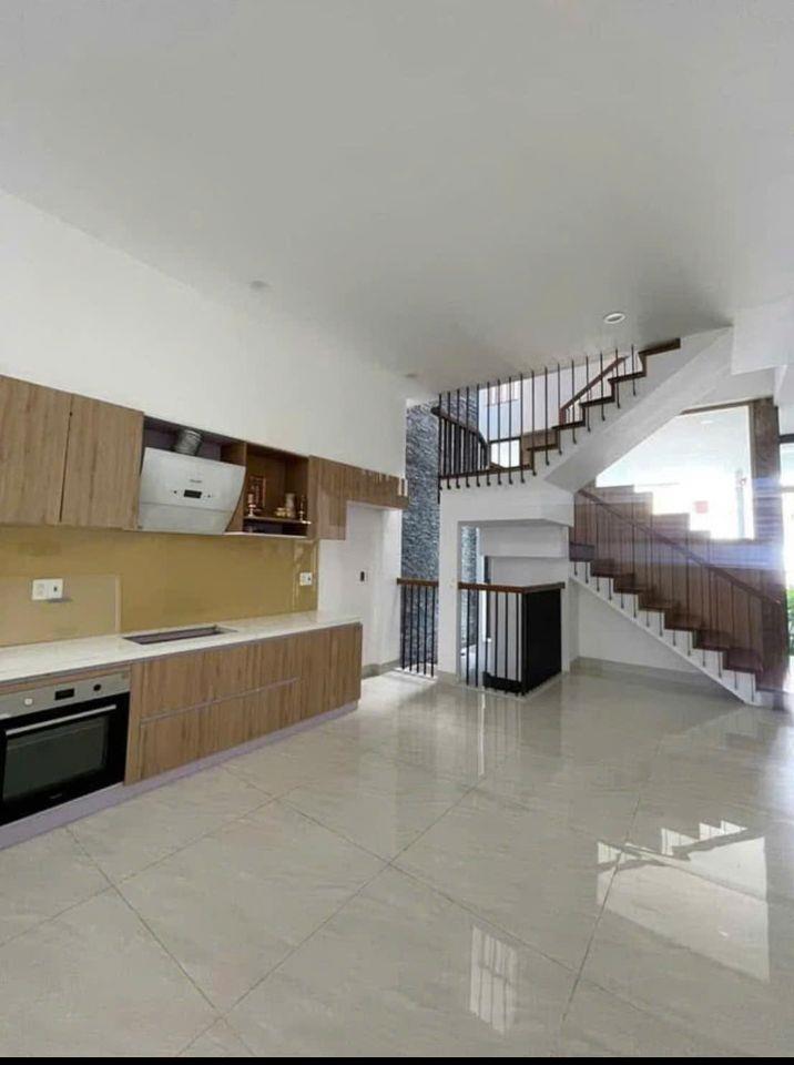 Bán nhà-DT640m2-3TẦNG-3PN-mặt tiền Nguyễn Khánh Toàn-vĩnh Hải-Nha Trang-Chỉ 6t2 💥