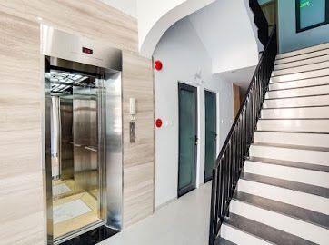 Bán khách sạn cao cấp-DT130M2-6tầng-16P víp(gần biển)-Điện biên Phủ-vĩnh Hoà-NT-chỉ 17ty  