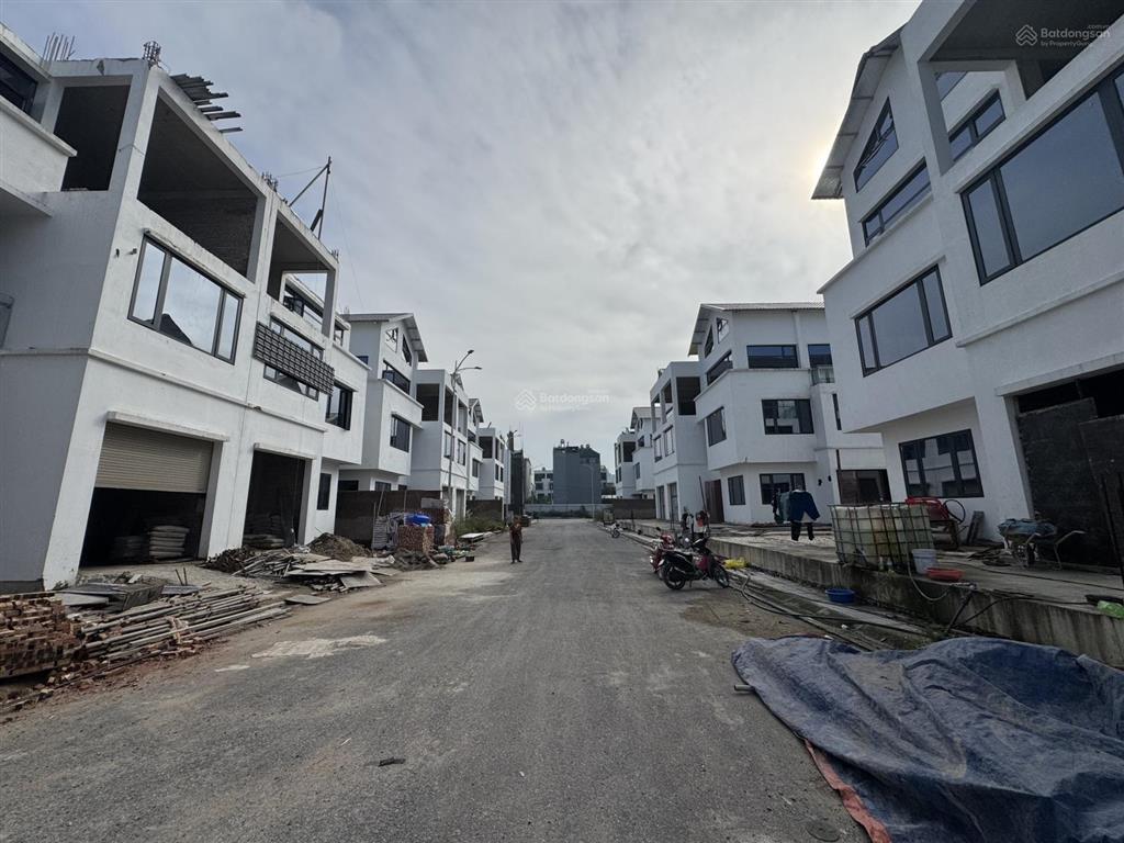 Chính chủ bán biệt thự lô góc 170m2 sổ đỏ, giá 47 tỷ vạn xuân phạm văn đồng