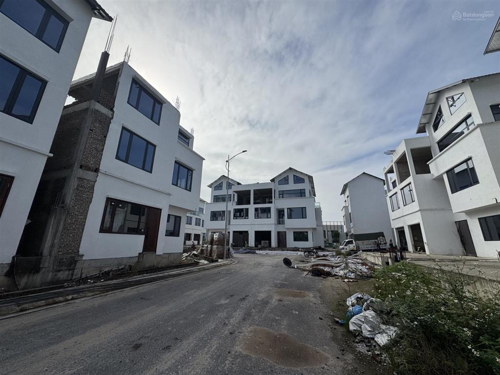 Chính chủ bán biệt thự lô góc 170m2 sổ đỏ, giá 47 tỷ vạn xuân phạm văn đồng