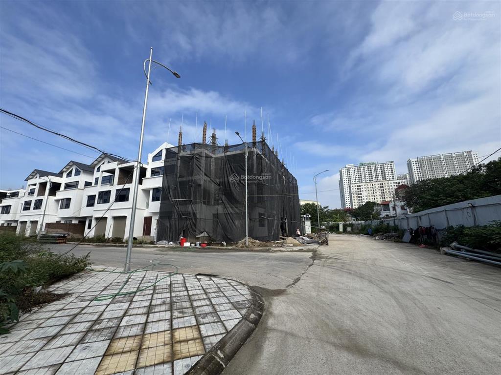 Chính chủ bán biệt thự lô góc 170m2 sổ đỏ, giá 47 tỷ vạn xuân phạm văn đồng