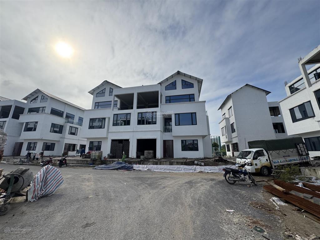 Chính chủ bán biệt thự lô góc 170m2 sổ đỏ, giá 47 tỷ vạn xuân phạm văn đồng