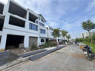 Chính chủ bán biệt thự lô góc 170m2 sổ đỏ, giá 47 tỷ vạn xuân phạm văn đồng