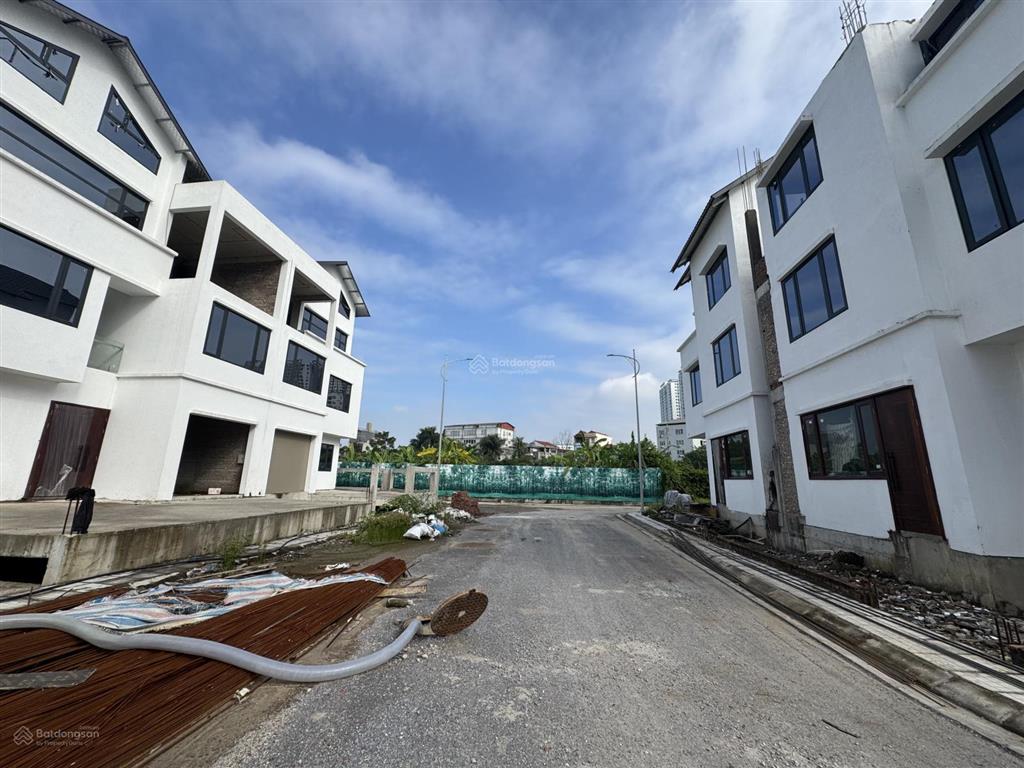 Chính chủ bán biệt thự lô góc 170m2 sổ đỏ, giá 47 tỷ vạn xuân phạm văn đồng