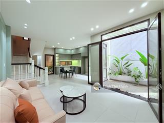Bán nhà riêng 80m2 sân cổng phố đông khê ngõ ô tô qua lại