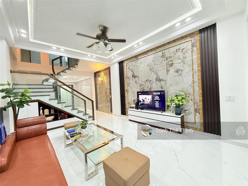 Nhà xây mới độc lập ~75m2 lô góc phố trần nguyên hãn