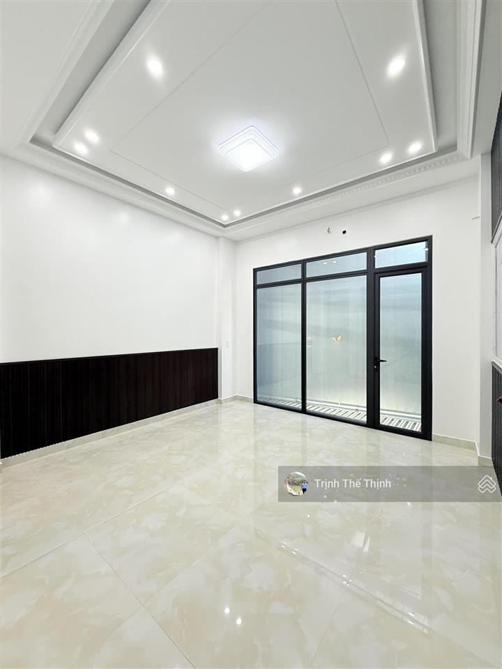 Nhà xây mới độc lập ~75m2 lô góc phố trần nguyên hãn