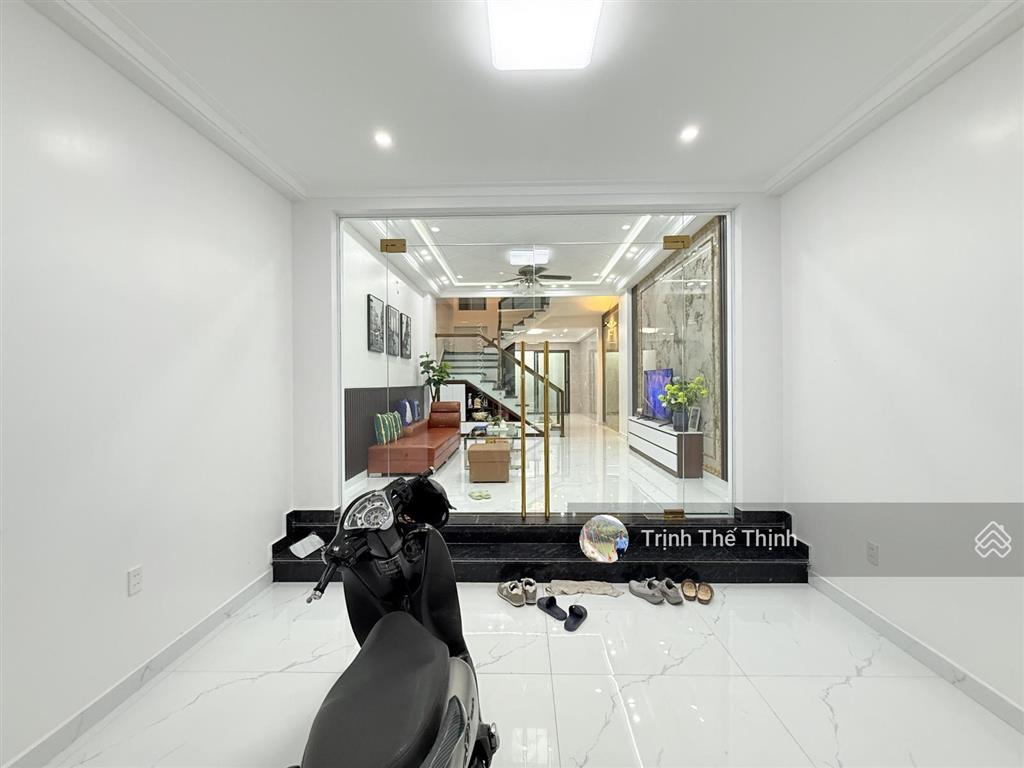 Nhà xây mới độc lập ~75m2 lô góc phố trần nguyên hãn