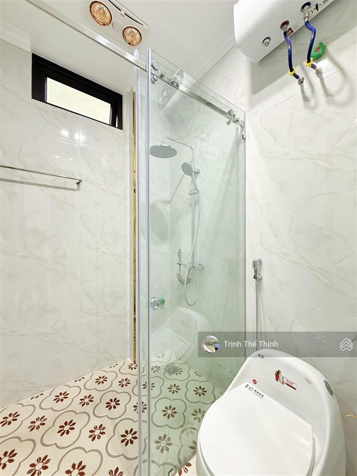 Nhà xây mới độc lập ~75m2 lô góc phố trần nguyên hãn