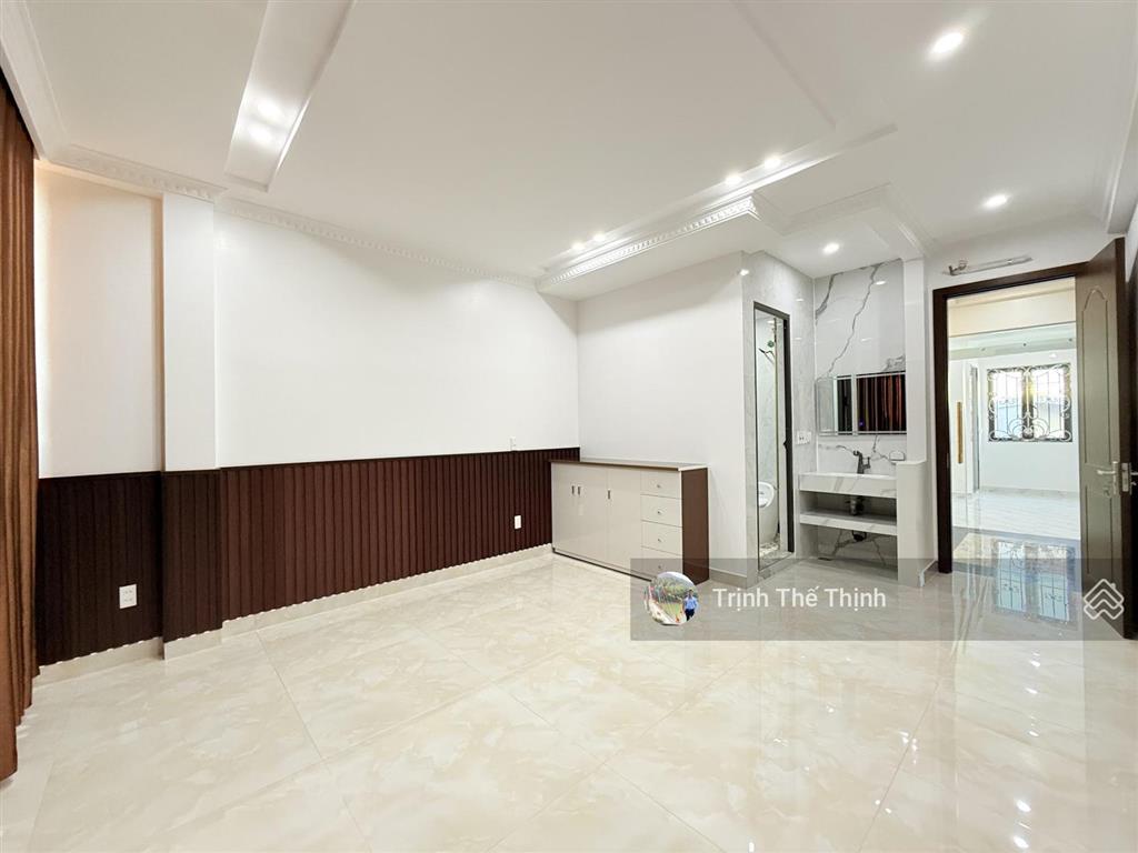 Nhà xây mới độc lập ~75m2 lô góc phố trần nguyên hãn