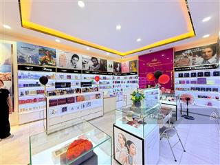 Bán nhà mặt đường nguyễn thị thập quận 7 mặt tiền 6m