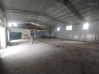 Cho thuê kho đường phúc diễn, nam từ liêm, hn. dt 320m2, cao 6m, mt 20m. có điện 3fa. giá 23tr/th