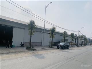 Cho thuê kho mặt phố văn tiến dũng, bắc từ liêm. dt 3000m, cao 7m, có điện 3fa, nước sạch. giá 120k