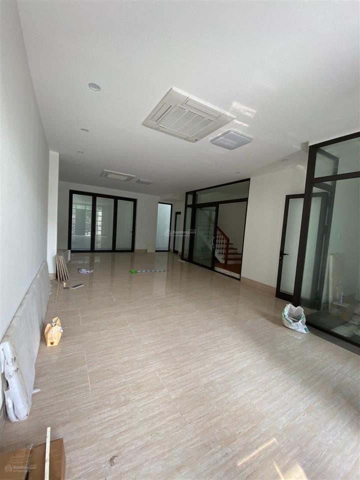 Cho thuê nhà kđt mỗ lao, nguyễn văn lộc, hà đông, hn. dt 120m2, 5 tầng, có thang máy. giá 45tr