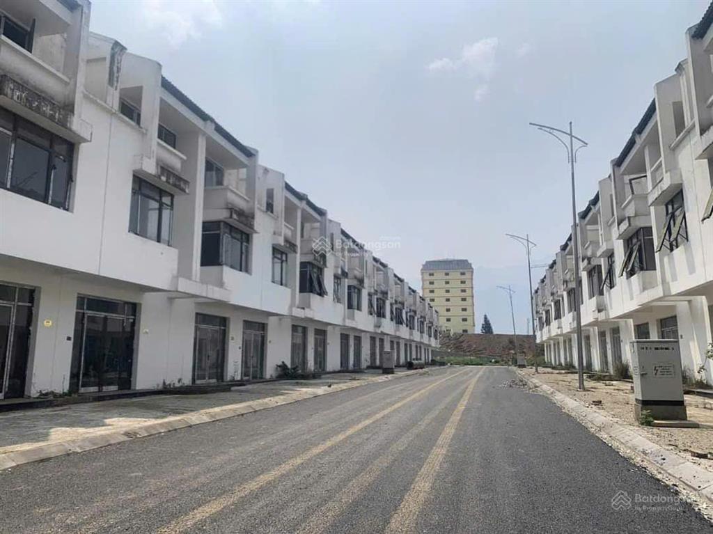 Suất ngoại giao độc quyền nhà phố sapa đã có sổ đỏ phù hợp đầu tư kinh doanh lãi vốn x3 trong 2 năm