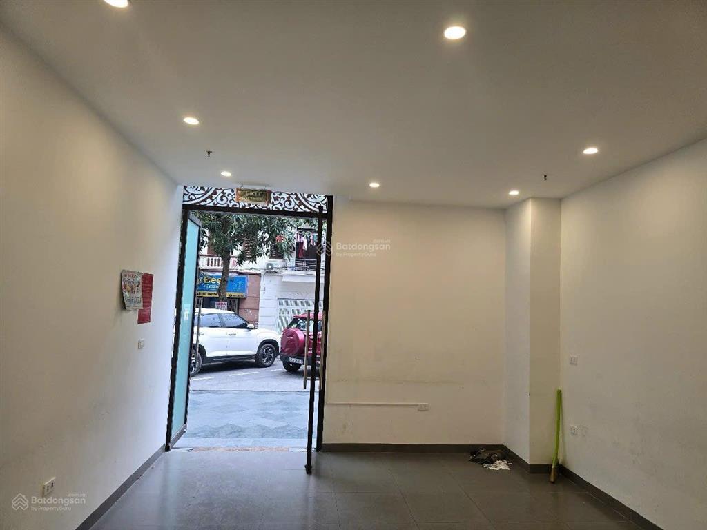 Chính chủ cho thuê shophouse chân đế tòa nhà florence, đường trần hữu dực, tp hà nội