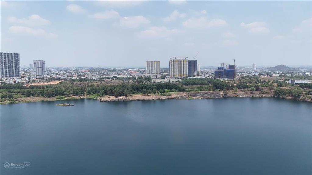 Nội bộ căn góc làng đại học bcons city, nhận vàng may mắn, nhận nhà quý 4/2025 cho thuê 12tr/ tháng