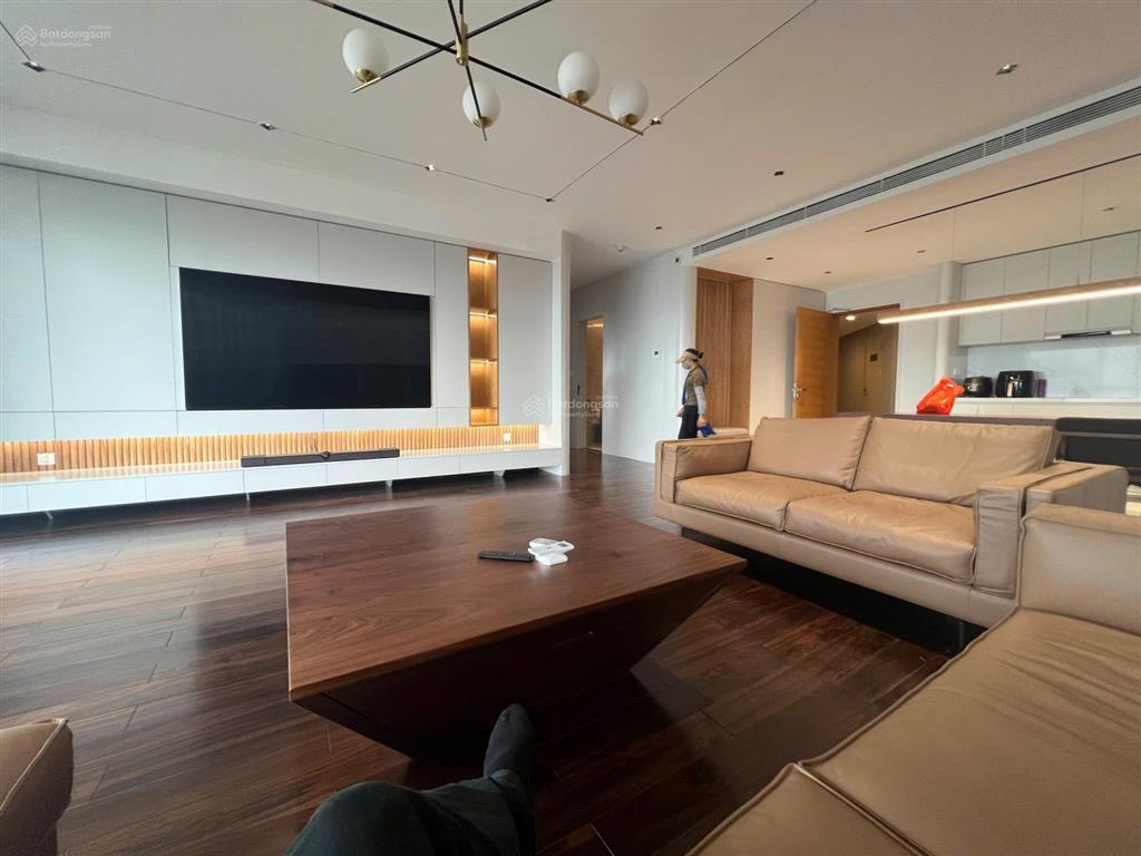 Chính chủ bán căn hộ 2pn2vs đẹp ban rộng view thoáng vip ở dự án sky city 88 láng hạ.  0971 552 ***