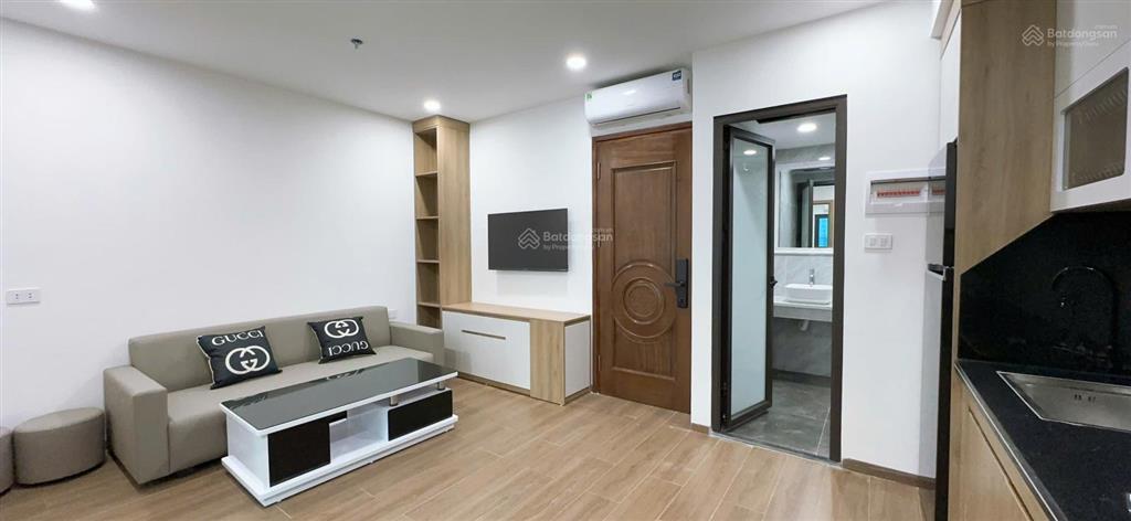 Chính chủ cho thuê căn hộ cao cấp full nội thất tại lạc long quân  ô tô đỗ cửa  vào ở được luôn