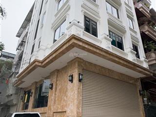 Cho thuê căn hộ cao cấp 2 phòng ngủ không gian sống sang trọng tại hoàng quốc việt