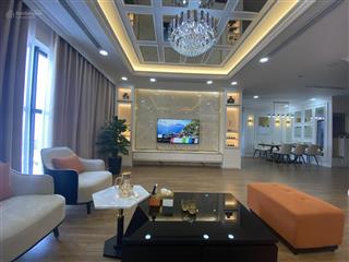Chính chủ cần bán gấp căn chung cư sạch đẹp, thoáng mát, nội thất long lanh 0987 773 ***
