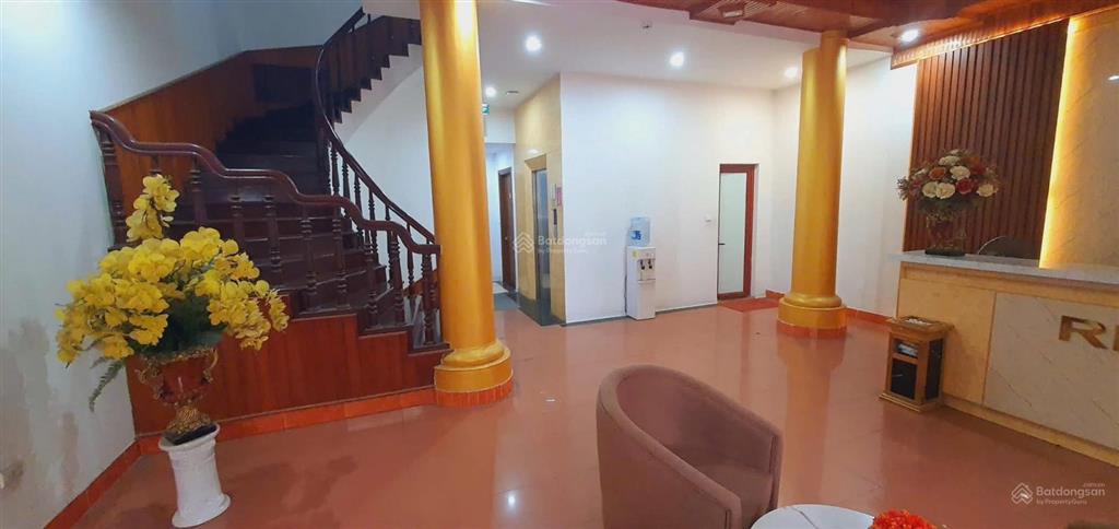 Bán đất tặng nhà 5 tầng mặt phố trích sài  tây hồ  diện tích 215m giá 85tỷ  kinh doanh sầm uất.