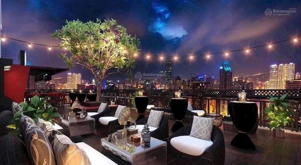 Bán khách sạn 5sao mặt phố hàng buồm 45phòng cao cấp dòng tiền 3tỷ/tháng khu phố tây cực đông khách