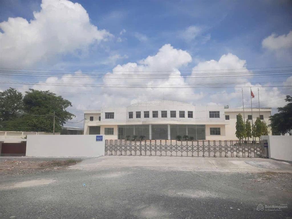 Nhà xưỡng mặt tiền ql1a thủ thừa, long an 13.729m2 full skc (sử dụng đến 2053)