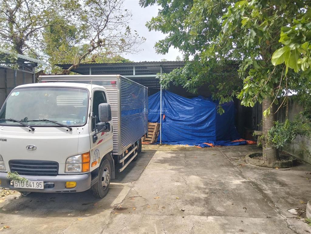 Hàng xây kho xưởng nhà vườn 7200m2 có 300m2 thổ cư mặt tiền nhựa long hòa phước vân